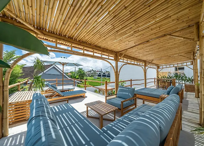 Villa Dara & Irena In - 5br Dual With Pools & Rooftops