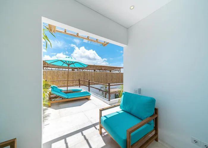 Villa Dara & Irena In - 5br Dual With Pools & Rooftops *