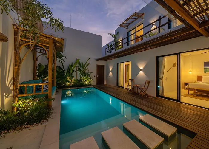 Dara & Irena In - 5br Dual With Pools & Rooftops チャングー