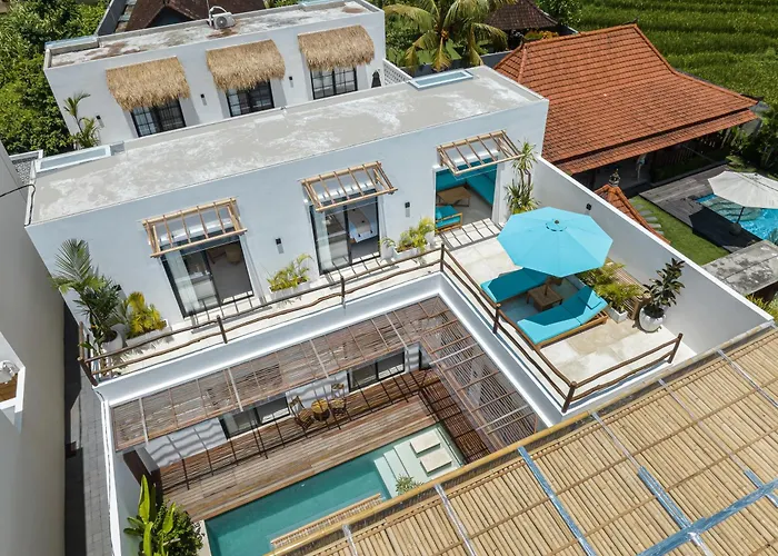 Dara & Irena In - 5br Dual With Pools & Rooftops